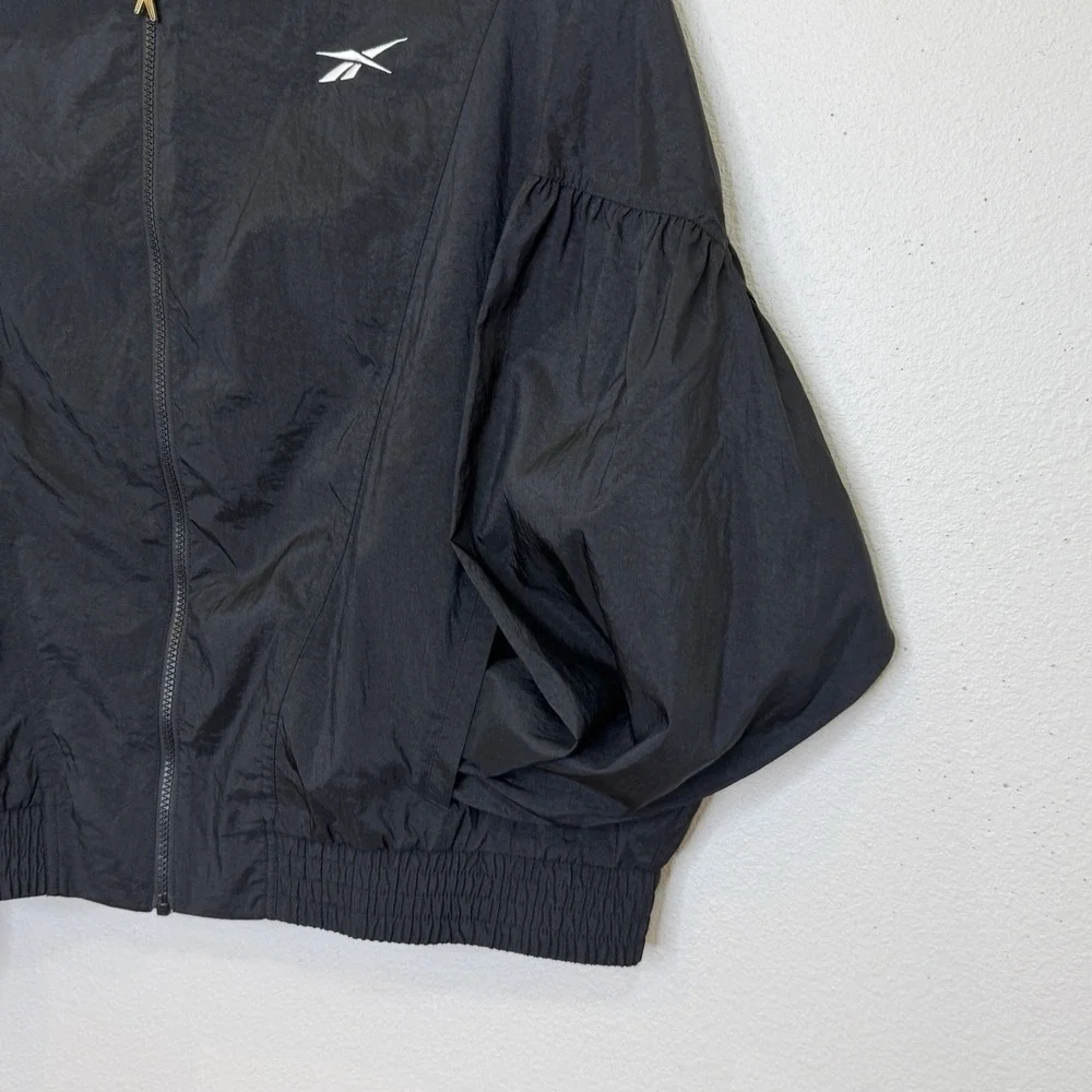Reebok Windbreaker Jacket Womens Size 2X 18/20W‎ Black Full Zip Long Puff Sleeve